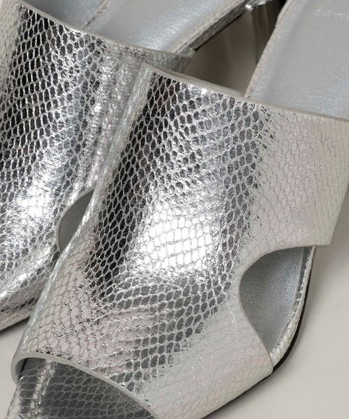 JEANASIS(ジーナシス)の「ポインテッドヒールサンダル/109943(サンダル・レディース・シルバー/ブラック/ライム・MEDIUM/LARGE)」の16枚目の写真