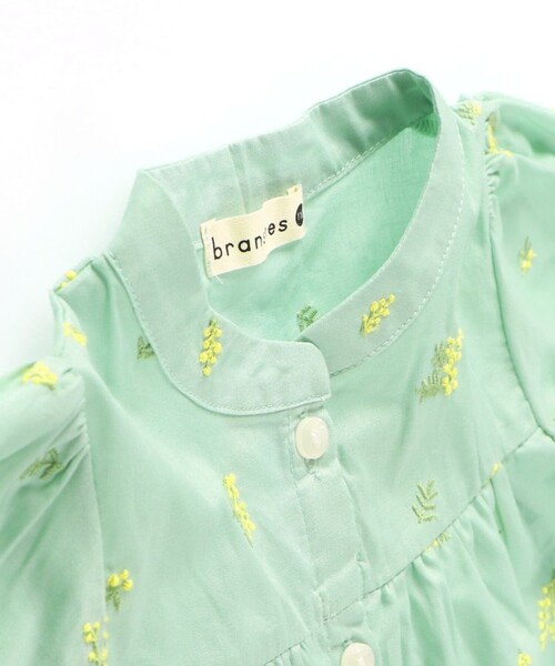 BRANSHES(ブランシェス)の「【おそろい】ミモザ刺繍チュニック(シャツ/ブラウス・キッズ・ライトグリーン/オフホワイト・110/130/120/140/150/90/100)」の4枚目の写真