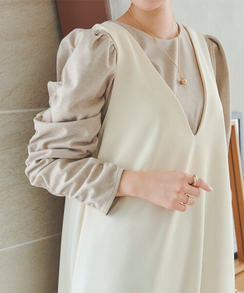 KOBE LETTUCE(コウベレタス)の「袖ギャザーブラウス(シャツ/ブラウス・レディース・ベージュ/オフホワイト/チャコールグレー・M)」の3枚目の写真