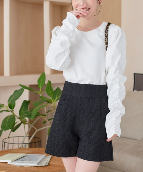 KOBE LETTUCE(コウベレタス)の「袖ギャザーブラウス(シャツ/ブラウス・レディース・ベージュ/オフホワイト/チャコールグレー・M)」の16枚目の写真