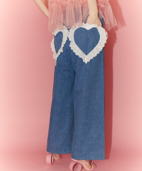 Candy Stripper（キャンディストリッパー）の「FRILL DENIM パンツ（デニムパンツ・レディース・インディゴブルー/ライトインディゴブルー・2）」の2枚目の写真