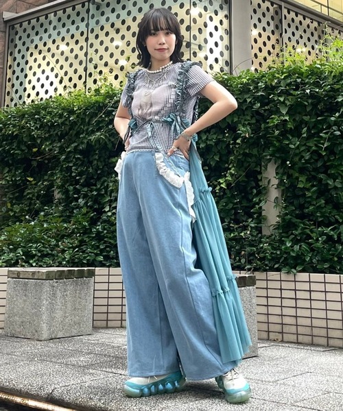 Candy Stripper（キャンディストリッパー）の「FRILL DENIM パンツ（デニムパンツ・レディース・インディゴブルー/ライトインディゴブルー・2）」の16枚目の写真