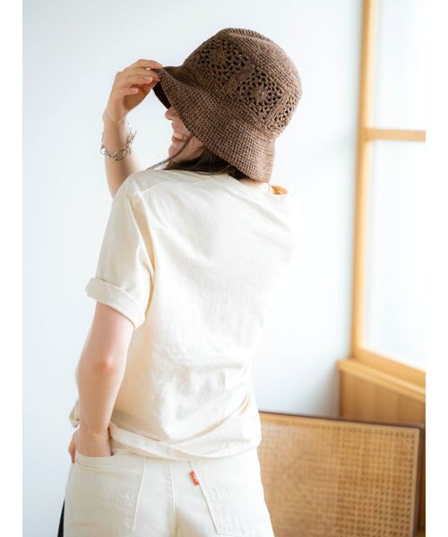 MIXTA(ミクスタ)の「mixta別注 グラフィックロゴTee(Tシャツ/カットソー・レディース・アイボリー/グリーン/チャコールグレー・FREE)」の7枚目の写真