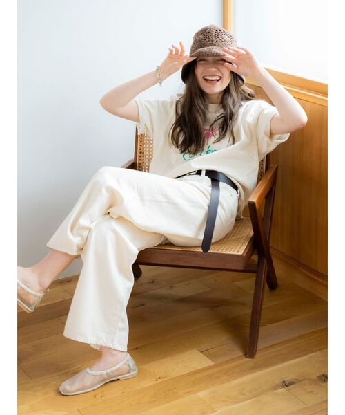 MIXTA(ミクスタ)の「mixta別注 グラフィックロゴTee(Tシャツ/カットソー・レディース・アイボリー/グリーン/チャコールグレー・FREE)」の9枚目の写真