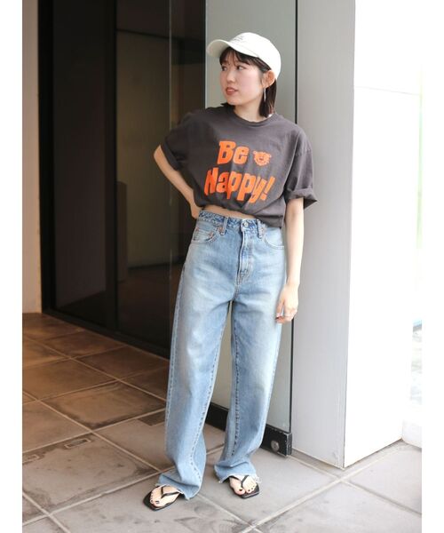 MIXTA(ミクスタ)の「mixta別注 グラフィックロゴTee(Tシャツ/カットソー・レディース・アイボリー/グリーン/チャコールグレー・FREE)」の22枚目の写真