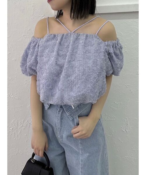 dazzlin（ダズリン）の「オフショルジャカードトップス（シャツ/ブラウス・レディース・オフホワイト/ブルー/ブラック・FREE）」の5枚目の写真