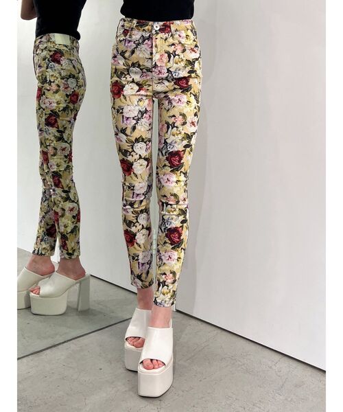 GYDA（ジェイダ）の「ハイウエスト stretchy カラーパンツ（その他パンツ・レディース・ライトグレー/その他1/ブラック・SMALL/MEDIUM/X-SMALL）」の3枚目の写真