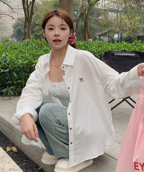 Mayree(メイリー)の「【Mayree】ワンポイント リボン シャツ(シャツ/ブラウス・レディース・イエロー/ホワイト/ピンク・FREE)」の6枚目の写真