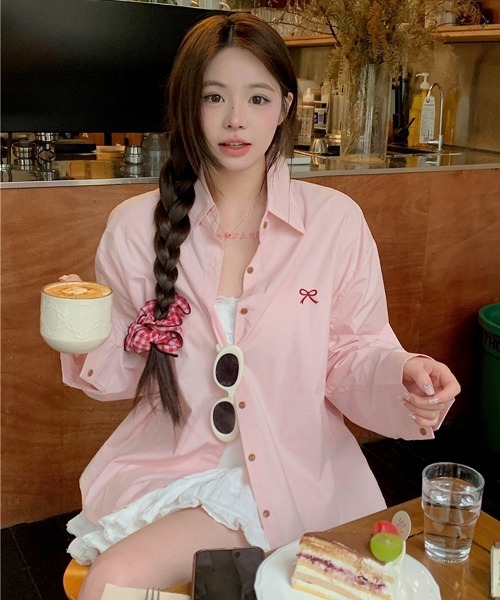 Mayree(メイリー)の「【Mayree】ワンポイント リボン シャツ(シャツ/ブラウス・レディース・イエロー/ホワイト/ピンク・FREE)」の12枚目の写真