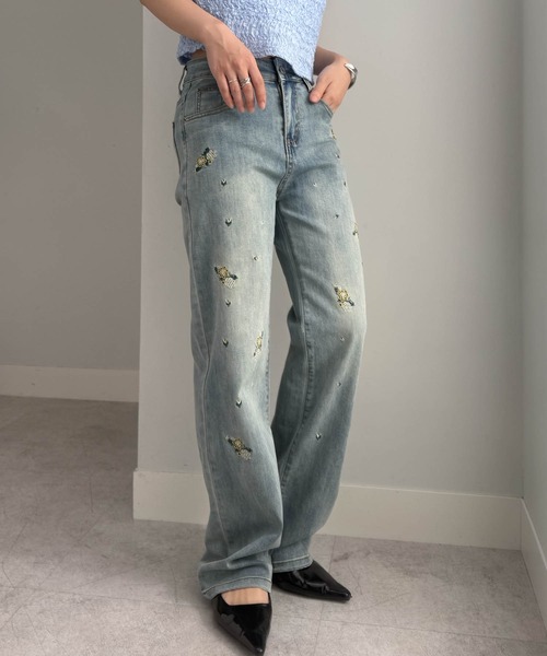 solleim(ソルレム)の「フラワー刺繍セミワイドデニム(デニムパンツ・レディース・ブルー/サックスブルー・S/M)」の11枚目の写真