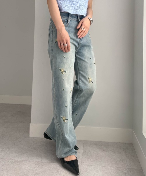 solleim(ソルレム)の「フラワー刺繍セミワイドデニム(デニムパンツ・レディース・ブルー/サックスブルー・S/M)」の10枚目の写真