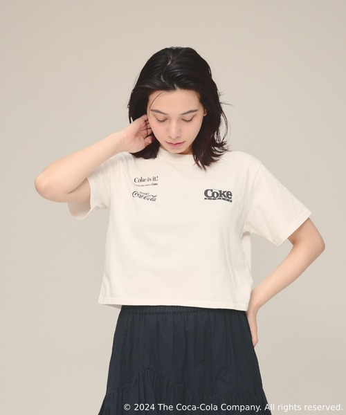 eL(エル)の「【eL】 Coca-Cola Tee/130948(Tシャツ/カットソー・レディース・オフホワイト/スミクロ・FREE)」の5枚目の写真