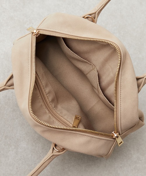 PAPILLONNER（パピヨネ）の「ミディアムボストン（ボストンバッグ・レディース・シルバー/ベージュ・FREE）」の19枚目の写真