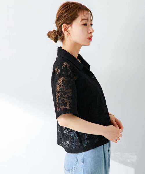 URBAN RESEARCH Sonny Label(アーバンリサーチサニーレーベル)の「『WEB限定』レース半袖シャツ(シャツ/ブラウス・レディース・ブラック/オフホワイト/ベージュ・FREE)」の15枚目の写真
