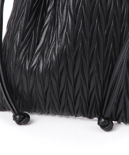 LAKOLE（ラコレ）の「ヘリンボン巾着ショルダーバッグ / 132239（ショルダーバッグ・レディース・オフホワイト/ブラック/ライトグリーン・FREE）」の12枚目の写真