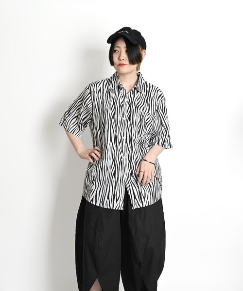 【新品未開封】RILYゼブラ柄シャツ　今市隆二　Ｌサイズ ゼブラ柄 半袖総柄アニマルシャツ 5分袖（シャツ/ブラウス