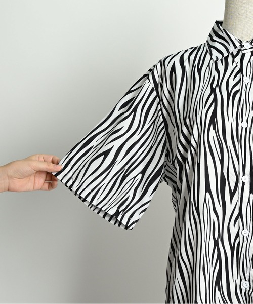 セール】ゼブラ柄 半袖総柄アニマルシャツ 5分袖（シャツ/ブラウス