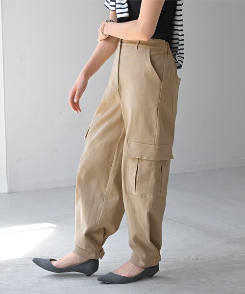 HUG.U（ハグユー）の「2wayカーゴパンツ（カーゴパンツ・レディース・ダークグレー/サンドベージュ/ブラック/カーキ/ホワイト・M/L/L(レギュラー丈)/M(トール丈)/L(トール丈)/M(レギュラー丈)）」の5枚目の写真