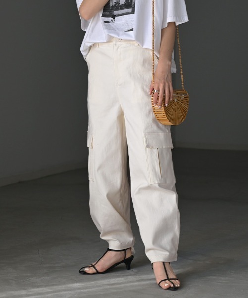 HUG.U（ハグユー）の「2wayカーゴパンツ（カーゴパンツ・レディース・ダークグレー/サンドベージュ/ブラック/カーキ/ホワイト・M/L/L(レギュラー丈)/M(トール丈)/L(トール丈)/M(レギュラー丈)）」の8枚目の写真