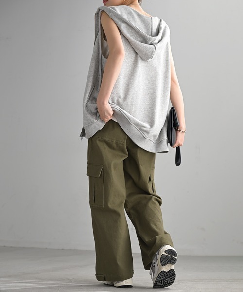 HUG.U（ハグユー）の「2wayカーゴパンツ（カーゴパンツ・レディース・ダークグレー/サンドベージュ/ブラック/カーキ/ホワイト・M/L/L(レギュラー丈)/M(トール丈)/L(トール丈)/M(レギュラー丈)）」の14枚目の写真