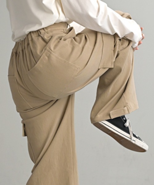 HUG.U（ハグユー）の「2wayカーゴパンツ（カーゴパンツ・レディース・ダークグレー/サンドベージュ/ブラック/カーキ/ホワイト・M/L/L(レギュラー丈)/M(トール丈)/L(トール丈)/M(レギュラー丈)）」の22枚目の写真