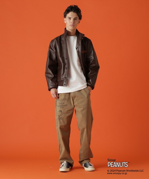 PEANUTS（ピーナッツ）の「《AVIREX × PEANUTS》A-1 "FLYING ACE" / A-1 "フライング エース" / ピーナッツ / アヴィレックス（ミリタリージャケット・メンズ・ダークブラウン・XX-LARGE/X-LARGE/LARGE/MEDIUM）」の3枚目の写真