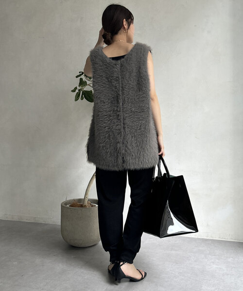 DouDou（ドゥドゥ）の「【WEB限定】シャギーニット2WAYベスト（ニット/セーター・レディース・チャコールグレー/ライトグレー・FREE）」の17枚目の写真