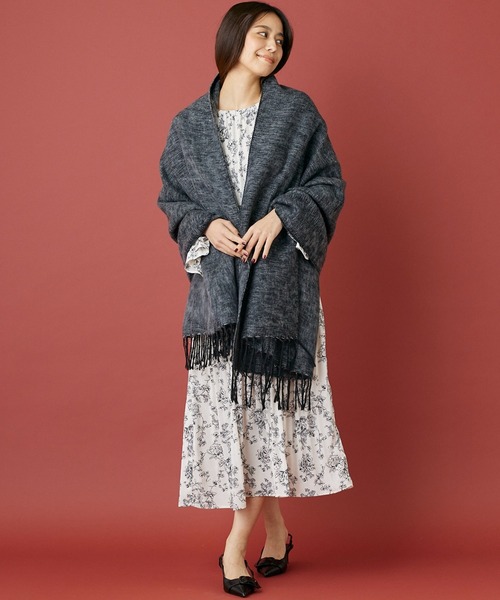 INED CLARO（イネドクラロ）の「ハンドウーヴンコットンアクリルショール（マフラー・レディース・チャコールグレー/ブルー・フリー）」の7枚目の写真