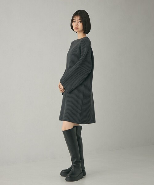 EMMEL REFINES（エメルリファインズ）の「＜EMMEL REFINES＞EM カタアゼ ボクシー ミニ ニット ワンピース（ワンピース・レディース・その他1/ダークグレー・FREE）」の5枚目の写真