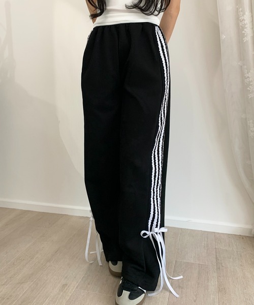 lilful（リルフル）の「サイドライン リボン スウェット ジャージ ワイドパンツ（スウェットパンツ・レディース・ライトグレー/グレー/ブラック/ピンク・S/M）」の13枚目の写真