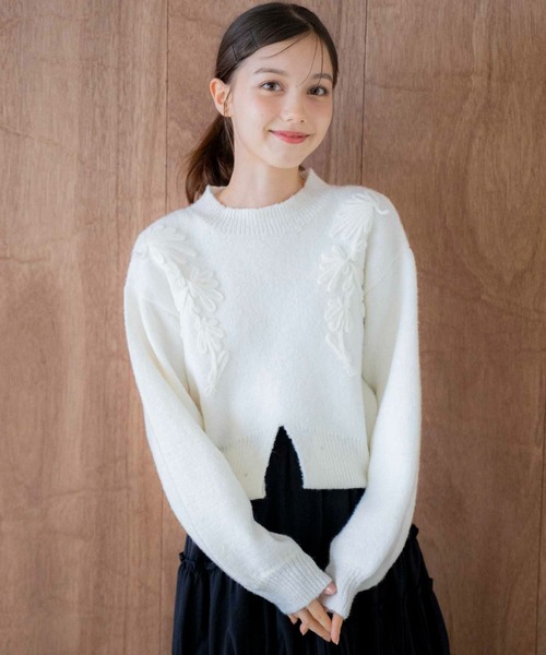 NOELA(ノエラ)の「コード刺繍ニット(ニット/セーター・レディース・ボルドー/ブラック/オフホワイト・フリー)」の11枚目の写真