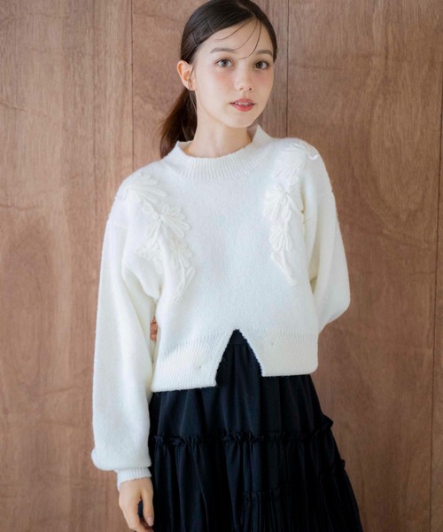 NOELA(ノエラ)の「コード刺繍ニット(ニット/セーター・レディース・ボルドー/ブラック/オフホワイト・フリー)」の13枚目の写真