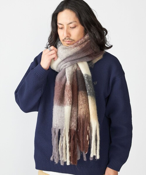 SHIPS（シップス）の「【WEB限定】SHIPS:〈洗濯機可能〉ボリューム マフラー (ブロックチェック)（マフラー・メンズ・ブラック/ブラウン/グリーン・ONE SIZE）」の8枚目の写真