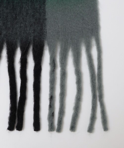 SHIPS（シップス）の「【WEB限定】SHIPS:〈洗濯機可能〉ボリューム マフラー (ブロックチェック)（マフラー・メンズ・ブラック/ブラウン/グリーン・ONE SIZE）」の13枚目の写真