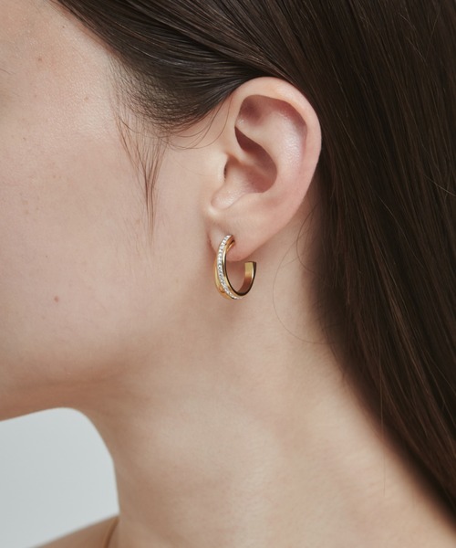 ciite' surgical stainless(シーテサージカルステンレス)の「【 金属アレルギー対応 】 ツインビジュー フープピアス サージカルステンレス (両耳用)(ピアス(両耳用)・レディース・ゴールド/シルバー・FREE)」の1枚目の写真