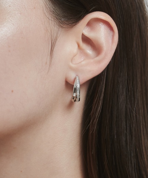 ciite' surgical stainless(シーテサージカルステンレス)の「【 金属アレルギー対応 】 ツインビジュー フープピアス サージカルステンレス (両耳用)(ピアス(両耳用)・レディース・ゴールド/シルバー・FREE)」の9枚目の写真