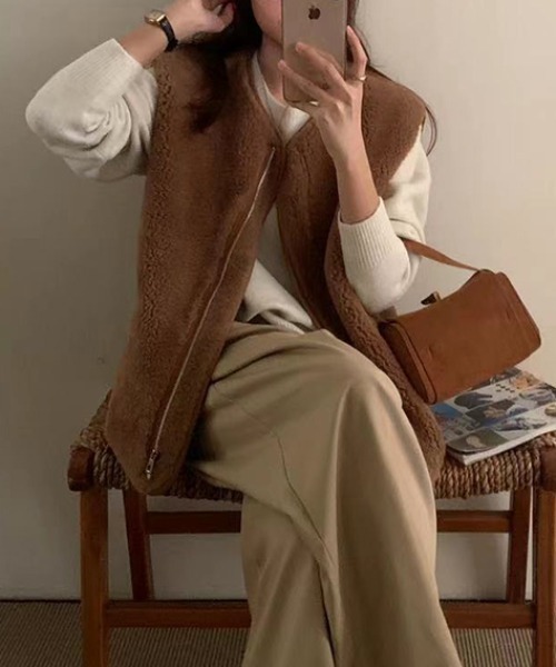 【セール】ボアベスト フロントジップ ポケット付き（ベスト）｜COCOMOMO（ココモモ）