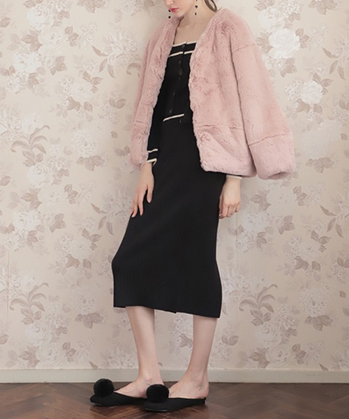 Seemi. byNICECLAUP（ シーミーバイナイスクラップ）の「【Seemi.】フェイクファーコート（ノーカラーコート・レディース・ベージュ/ピンク/ピンク系その他・FREE）」の6枚目の写真