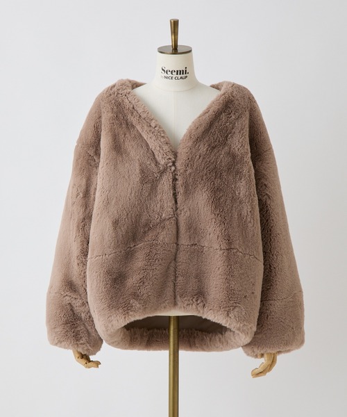 【美品】Seemi By NICECLAUPナイスクラップ フェイクファーコート Seemi. byNICECLAUP（ シーミーバイナイスクラップ）の「【Seemi