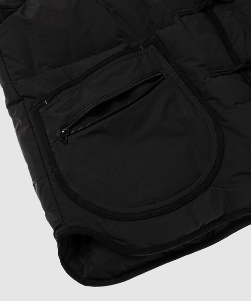 PORTER CLASSIC(ポータークラシック)の「WEATHER CHINESE DOWN VEST(ダウンベスト・メンズ・オリーブ/ネイビー/ブラック・3)」の9枚目の写真
