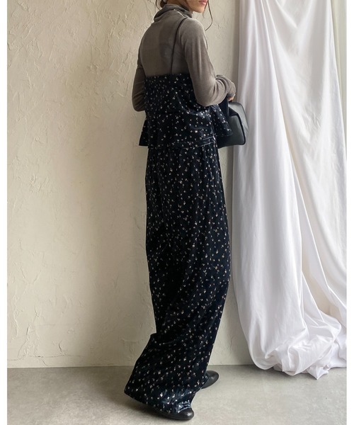 She's Closet(シーズクローゼット)の「フレア切り替え花柄ベロアキャミソールビスチェ(キャミソール・レディース・ピンク/ホワイト・FREE)」の13枚目の写真