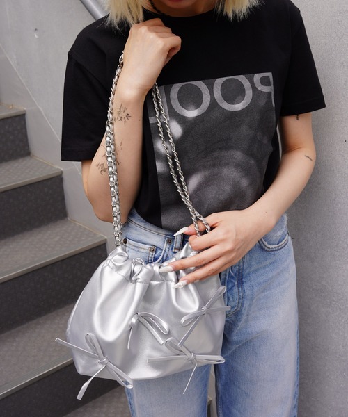 SIS(エスアイエス)の「【WEB限定】SIS/エスアイエス/リボンチェーンバッグ(ショルダーバッグ・レディース・ブラック/パープル/シルバー/ブルー/アイボリー・F)」の5枚目の写真