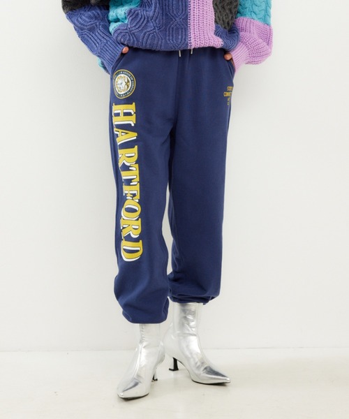 RODEO CROWNS WIDE BOWL(ロデオクラウンズワイドボウル)の「College スウェットパンツ(スウェットパンツ・レディース・ピンク/ネイビー/グレー×ホワイト・FREE)」の3枚目の写真