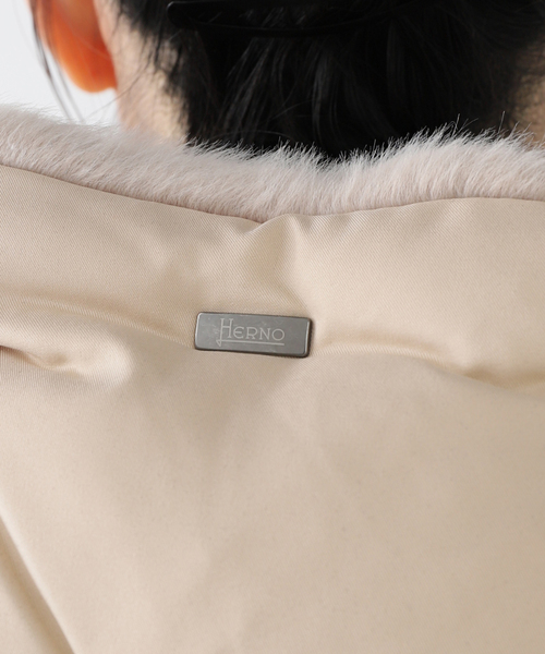 IENA(イエナ)の「HERNO/ヘルノ FUR COLOR DOWN ダウンコート PI001948D12414Z(ダウンジャケット/コート・レディース・ベージュ・42/44)」の8枚目の写真