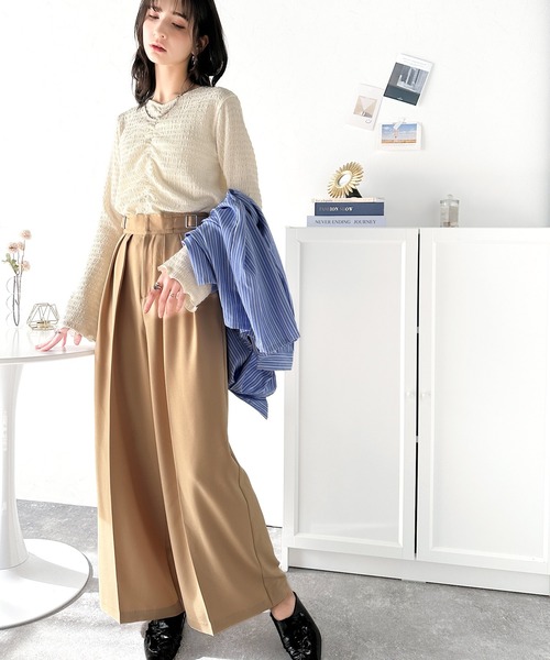 classicalelf（クラシカルエルフ）の「大人の魅力を引き立てる。胸シャーリングジャガードトップス（長袖）（Tシャツ/カットソー・レディース・ブルー/ブラック/グレイッシュベージュ/アイボリー・LARGE/MEDIUM/SMALL/X-LARGE）」の8枚目の写真