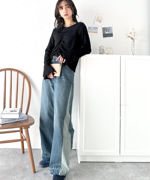 classicalelf（クラシカルエルフ）の「大人の魅力を引き立てる。胸シャーリングジャガードトップス（長袖）（Tシャツ/カットソー・レディース・ブルー/ブラック/グレイッシュベージュ/アイボリー・LARGE/MEDIUM/SMALL/X-LARGE）」の10枚目の写真