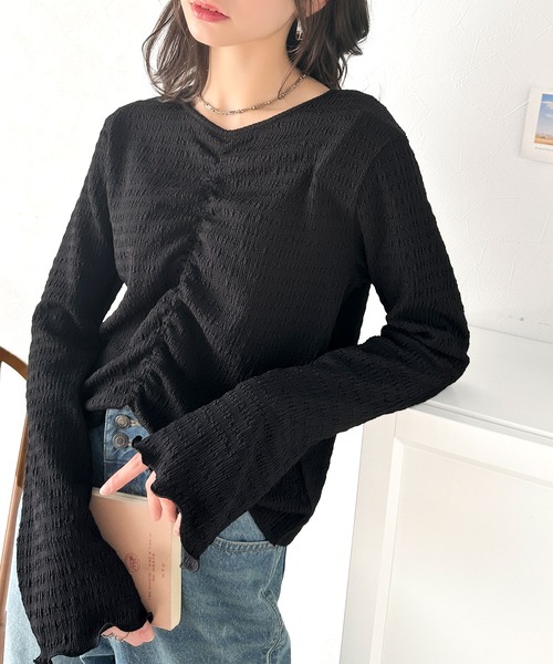 classicalelf（クラシカルエルフ）の「大人の魅力を引き立てる。胸シャーリングジャガードトップス（長袖）（Tシャツ/カットソー・レディース・ブルー/ブラック/グレイッシュベージュ/アイボリー・LARGE/MEDIUM/SMALL/X-LARGE）」の22枚目の写真