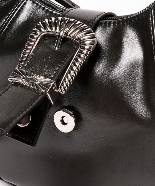 PAGEBOY（ページボーイ）の「ハーフムーンベルトショルダー（ショルダーバッグ・レディース・オフホワイト/ホワイト系その他/ブラウン系その他/チャコールグレー/ブラック・FREE）」の10枚目の写真