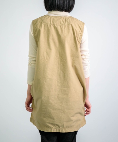 D.M.G.（ドミンゴ）の「[D.M.G. / ディーエムジー] ダンプ硫化染め BIGポケットベスト（ベスト・レディース・ベージュ・FREE）」の2枚目の写真