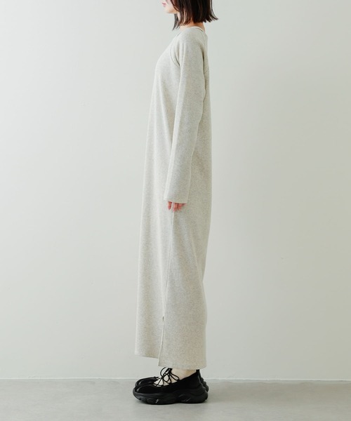 SENSE OF PLACE by URBAN RESEARCH(センスオブプレイスバイアーバンリサーチ)の「デザインネックカットワンピース(ワンピース・レディース・ブラック/オートミール/チャコールグレー・S/ONE)」の12枚目の写真